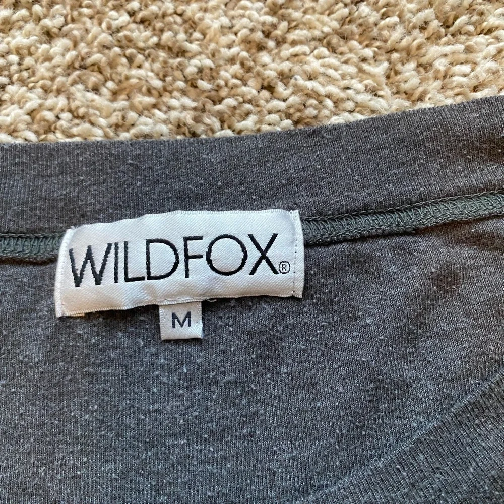 WildFox Sweatshirt size medium - Picture 3 of 5